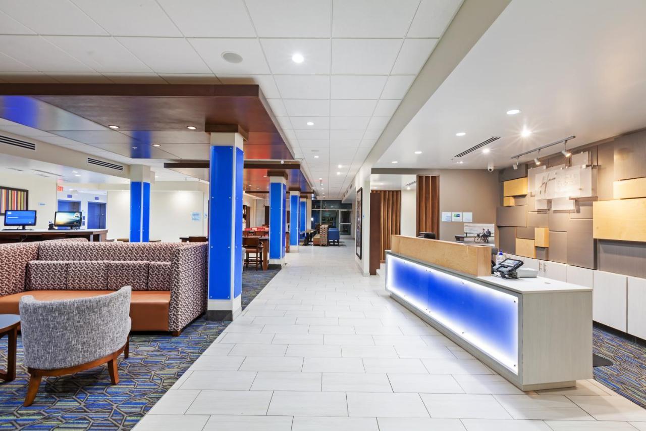 Holiday Inn Express & Suites Tulsa South - Woodland Hills By Ihg Eksteriør billede