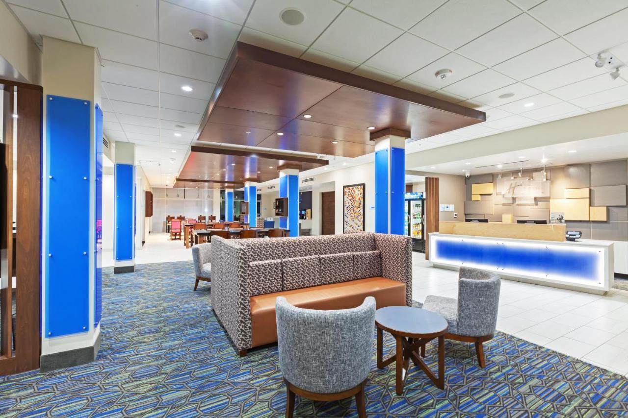 Holiday Inn Express & Suites Tulsa South - Woodland Hills By Ihg Eksteriør billede